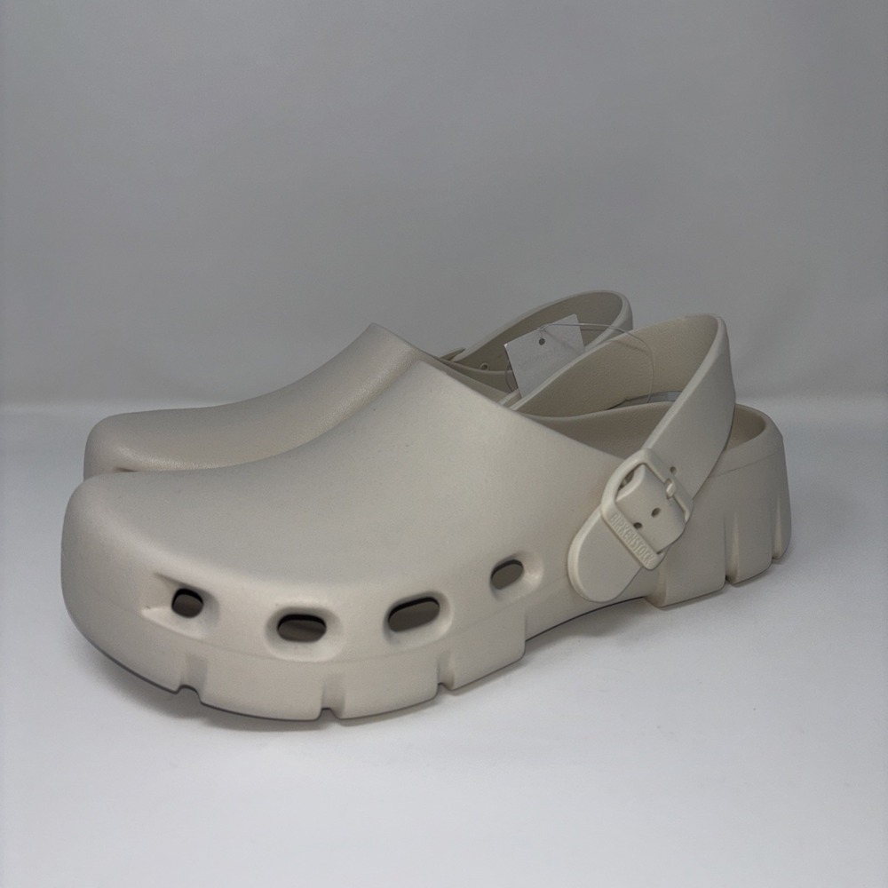 BIRKENSTOCK Unisex 43  Birki Flow EVA Sandal Slipper Eggshell